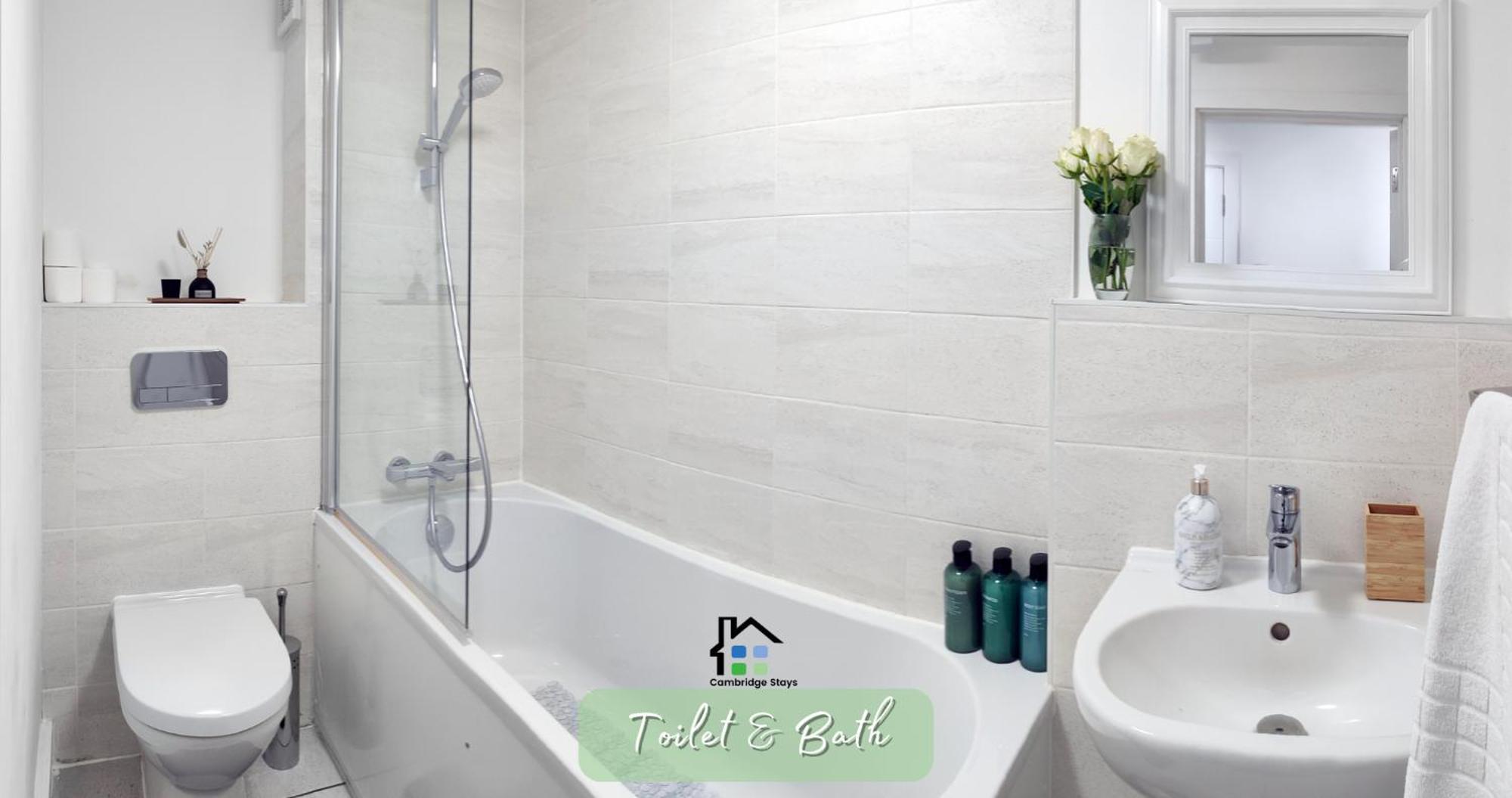 Cambridge Stays Central Apart Hotel 2Br Flats-Easy Walk To City Centre-Parking-Balcony Exterior photo